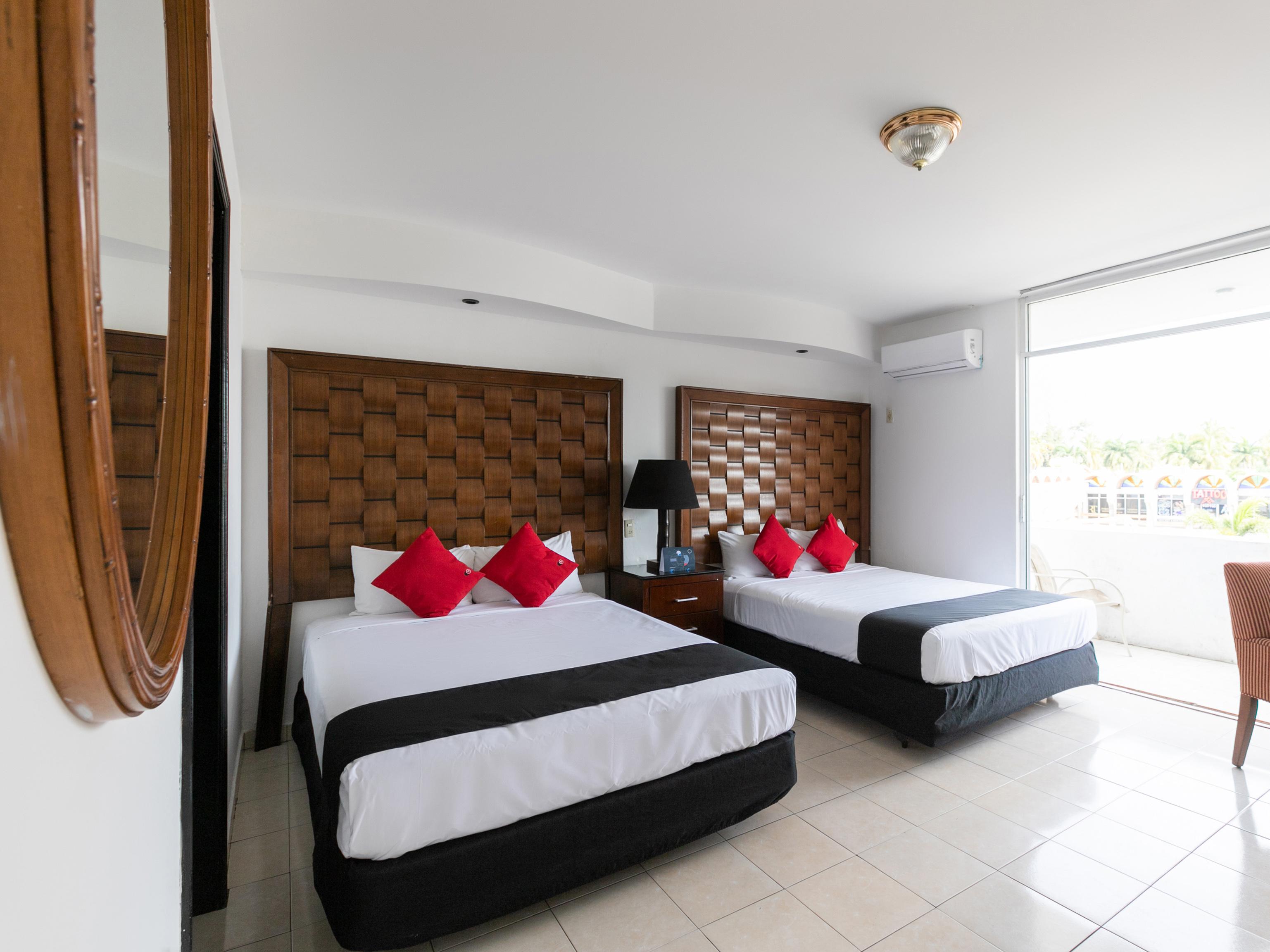 Capital O Zona Dorada Inn, מזטלן מראה חיצוני תמונה