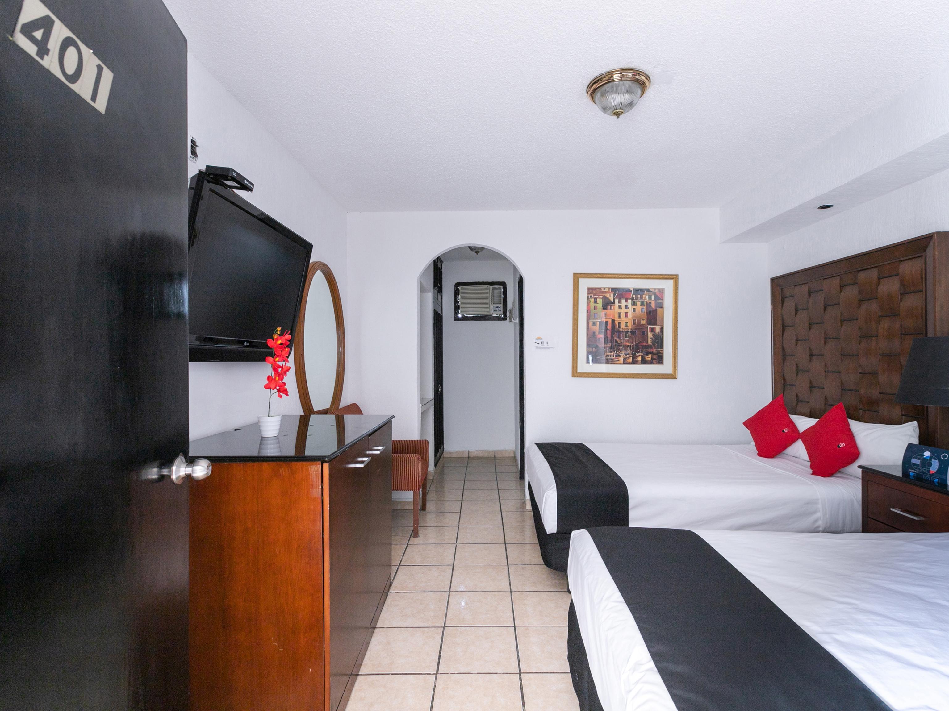 Capital O Zona Dorada Inn, מזטלן מראה חיצוני תמונה