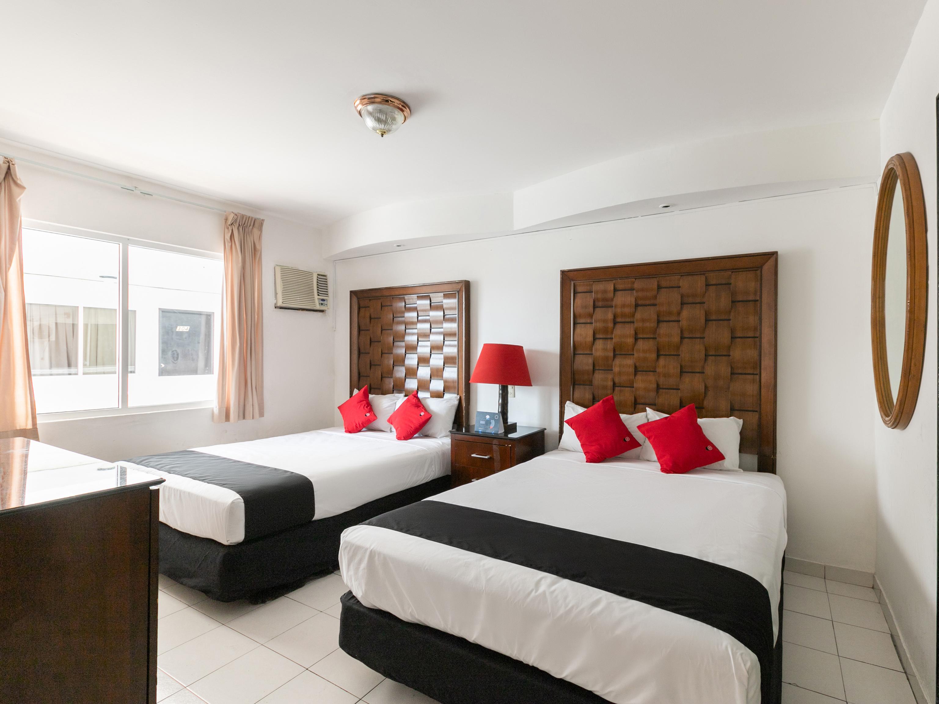 Capital O Zona Dorada Inn, מזטלן מראה חיצוני תמונה