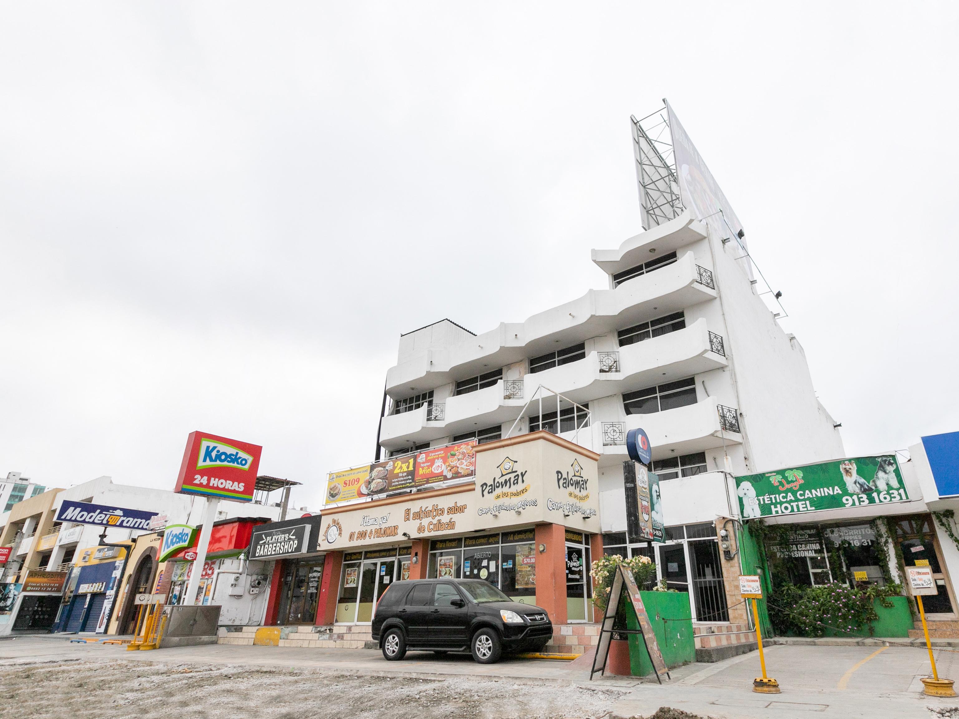 Capital O Zona Dorada Inn, מזטלן מראה חיצוני תמונה