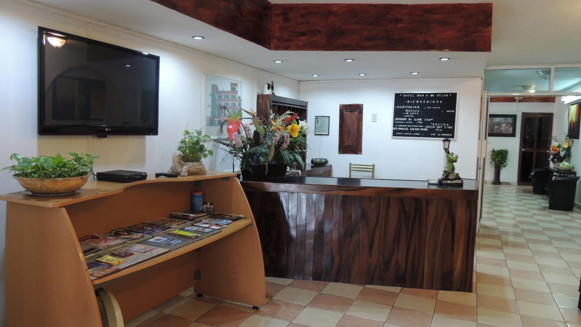 Capital O Zona Dorada Inn, מזטלן מראה חיצוני תמונה